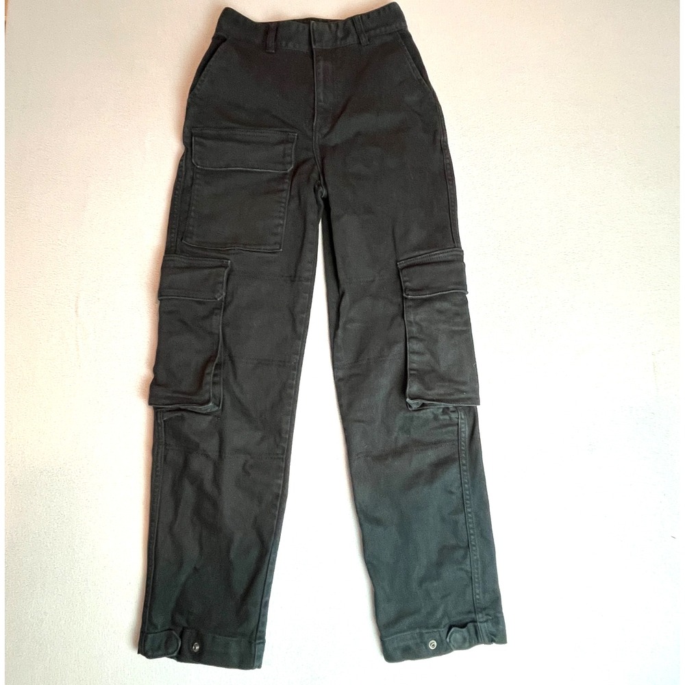 Aritzia TNA Cargo Utility Pants Womens 2 Black High Rise Straight Leg Y2K